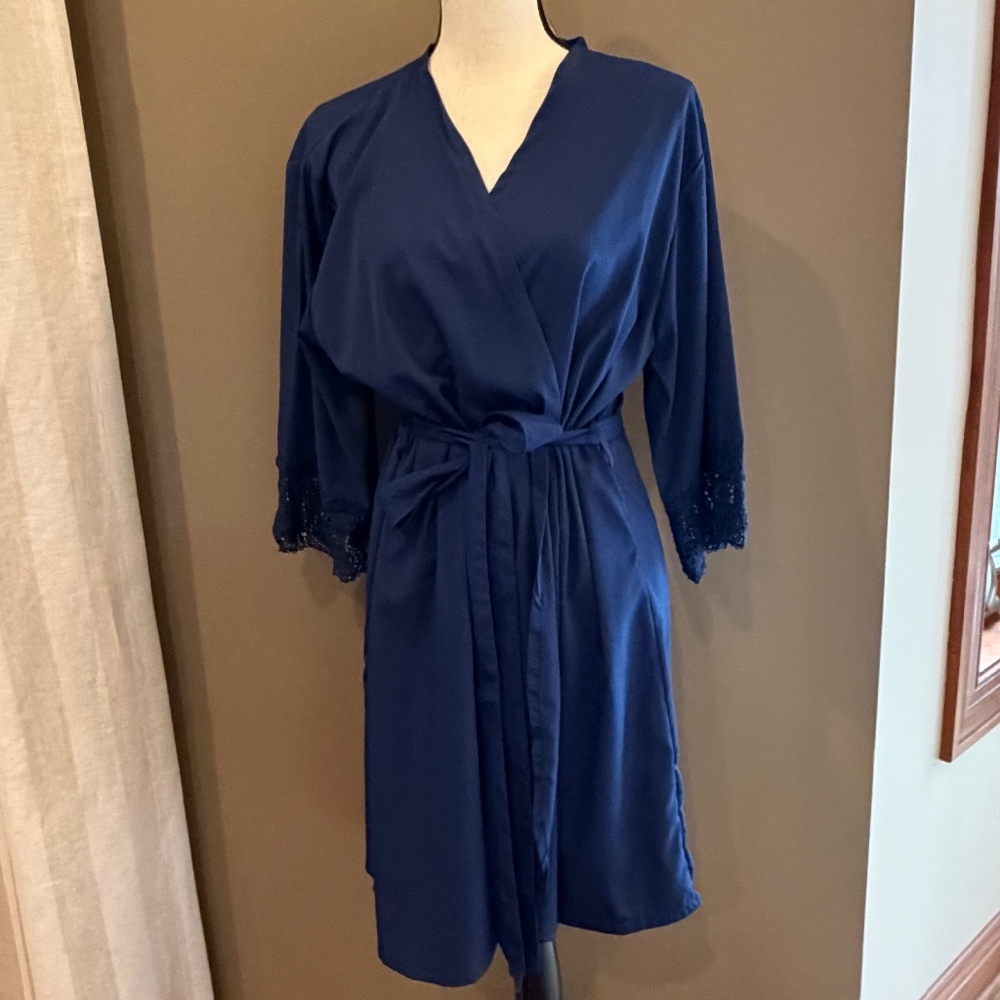 SS Weddings Navy Blue Bridal Party Robe Lace Midi, Size Medium/Large